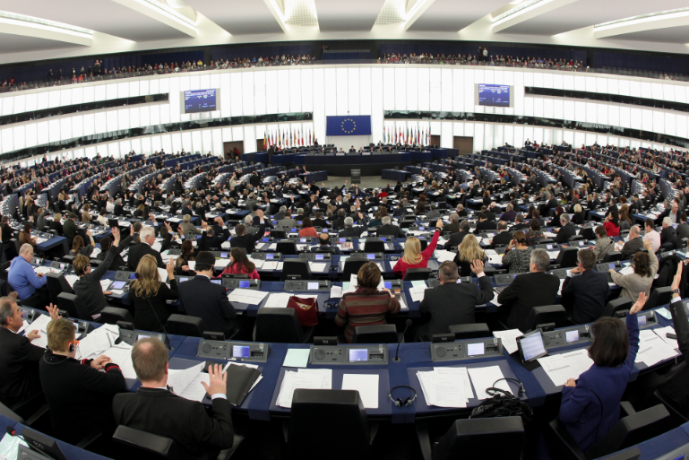 Le Parlement européen veut la fin de la prescription-délivrance pour les antibiotiques