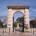 768px-École_Vétérinaire_de_Maisons-Alfort_Entrance_Gate